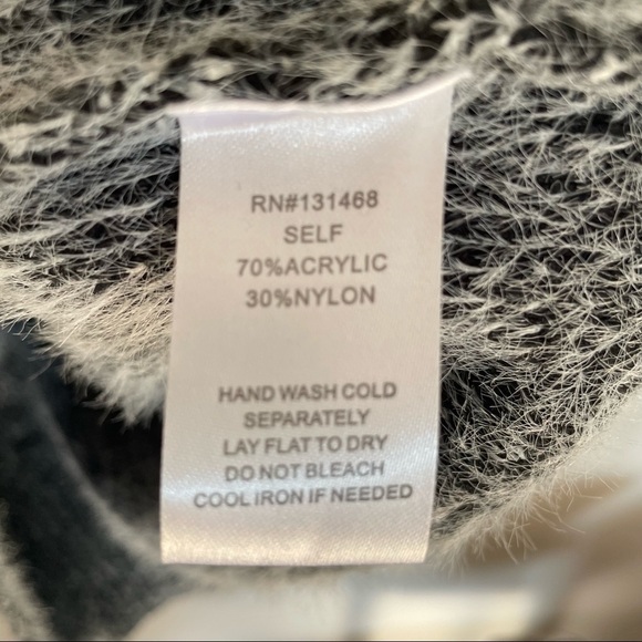 FATE | NWT | Cozy Neutral Striped Soft Crewneck Sweater - Picture 8 of 10